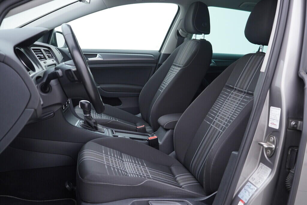 OV190V08744_22.webp_GOLF Lounge 2.0 TDI 110 kW automat