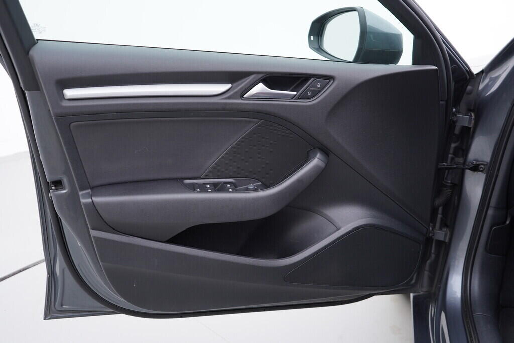 OV190V08745_19.webp_A3 Sport 1.6 TDI 85 kW automat