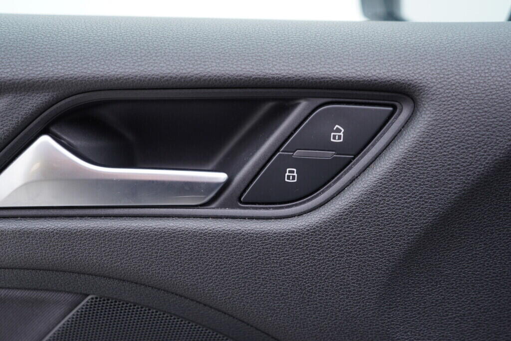 OV190V08745_21.webp_A3 Sport 1.6 TDI 85 kW automat