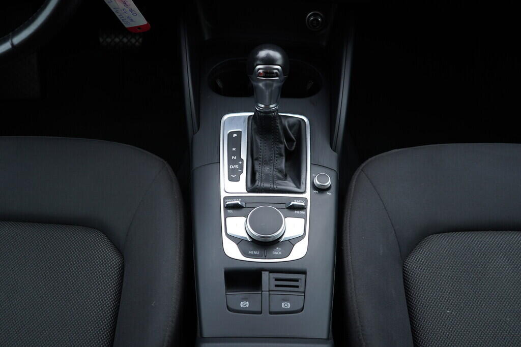 OV190V08745_35.webp_A3 Sport 1.6 TDI 85 kW automat