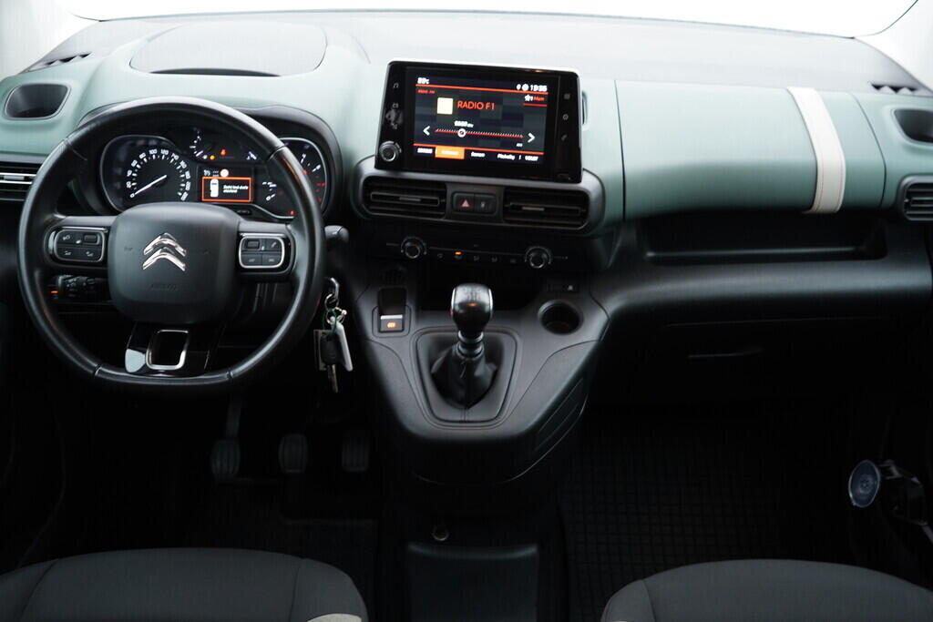 OV190V08760_25.webp_BERLINGO  1.5  96 kW manuál