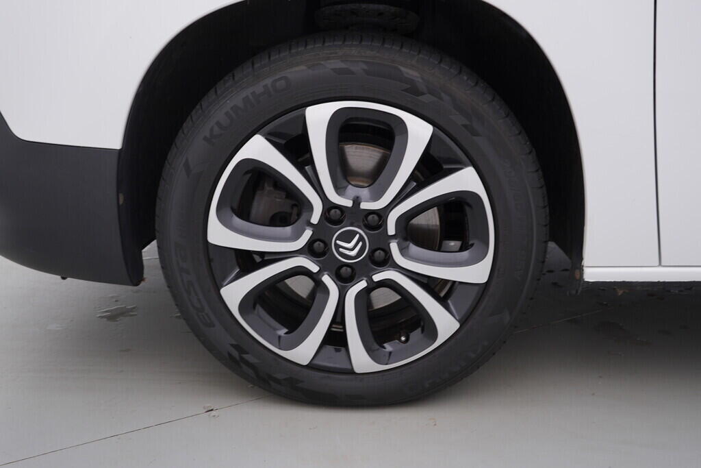 OV190V08760_34.webp_BERLINGO  1.5  96 kW manuál
