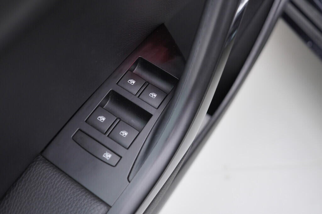 OV190V08762_20.webp_ASTRA  2.0  121 kW automat