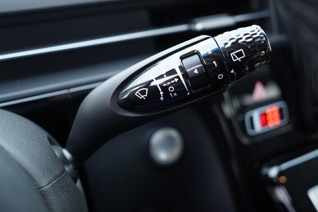 OV190V08767_25.webp_STARIA  2.2 CRDi 130 kW automat, DPH