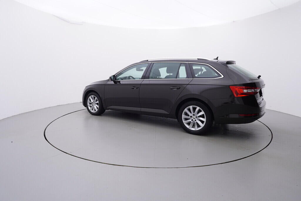 OV190V08773_12.webp_SUPERB Style 2.0 TDI 110 kW manuál, DPH