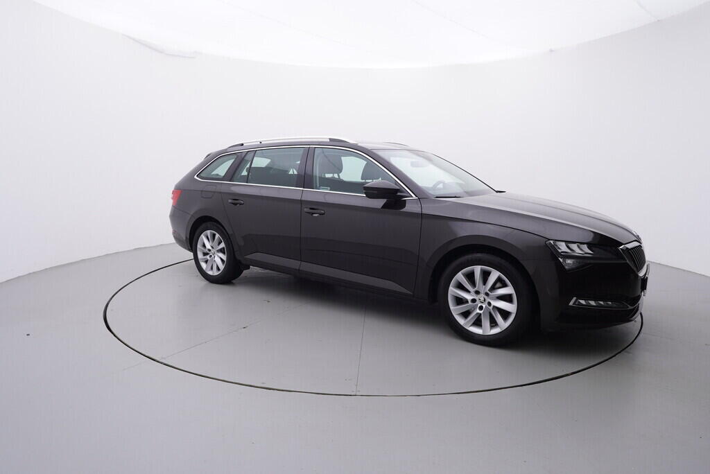 OV190V08773_16.webp_SUPERB Style 2.0 TDI 110 kW manuál, DPH