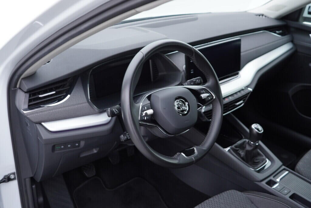 OV190V08775_21.webp_OCTAVIA Style 2.0 TDI 85 kW manuál, DPH