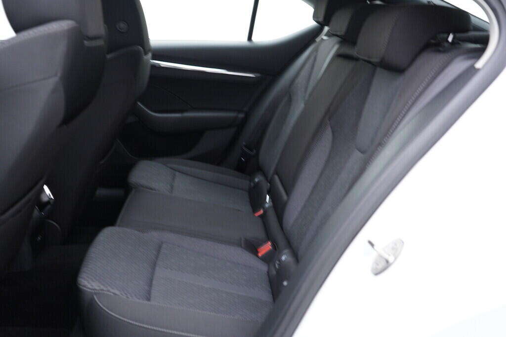 OV190V08775_35.webp_OCTAVIA Style 2.0 TDI 85 kW manuál, DPH