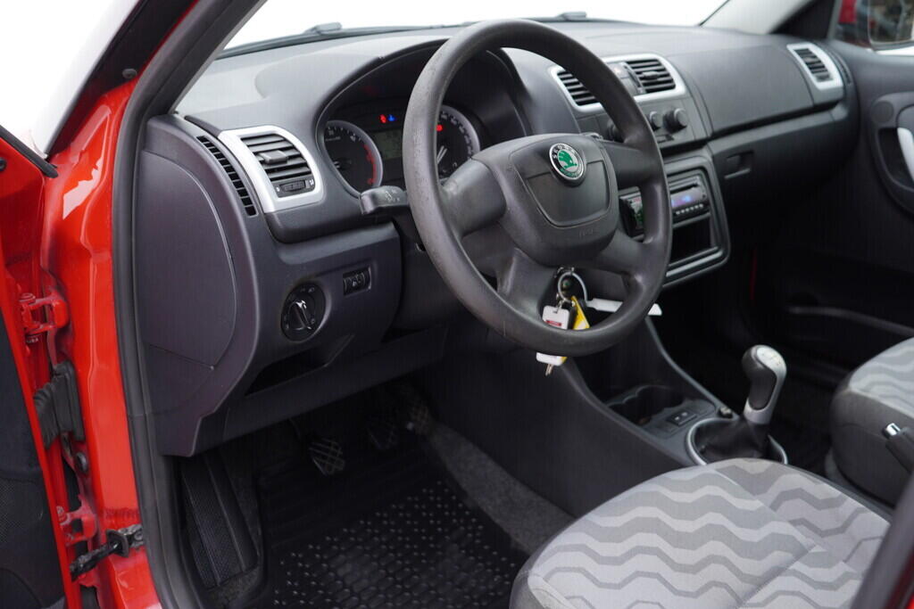 OV190V08777_21.webp_FABIA Ambiente 1.4 TDI 51 kW manuál
