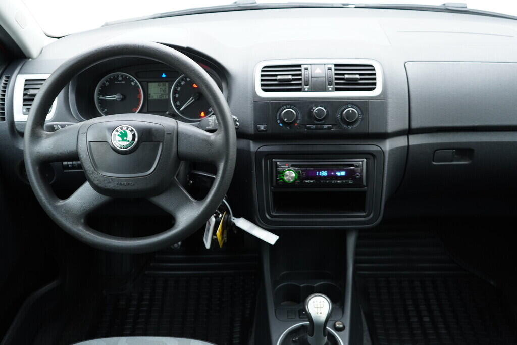 OV190V08777_25.webp_FABIA Ambiente 1.4 TDI 51 kW manuál