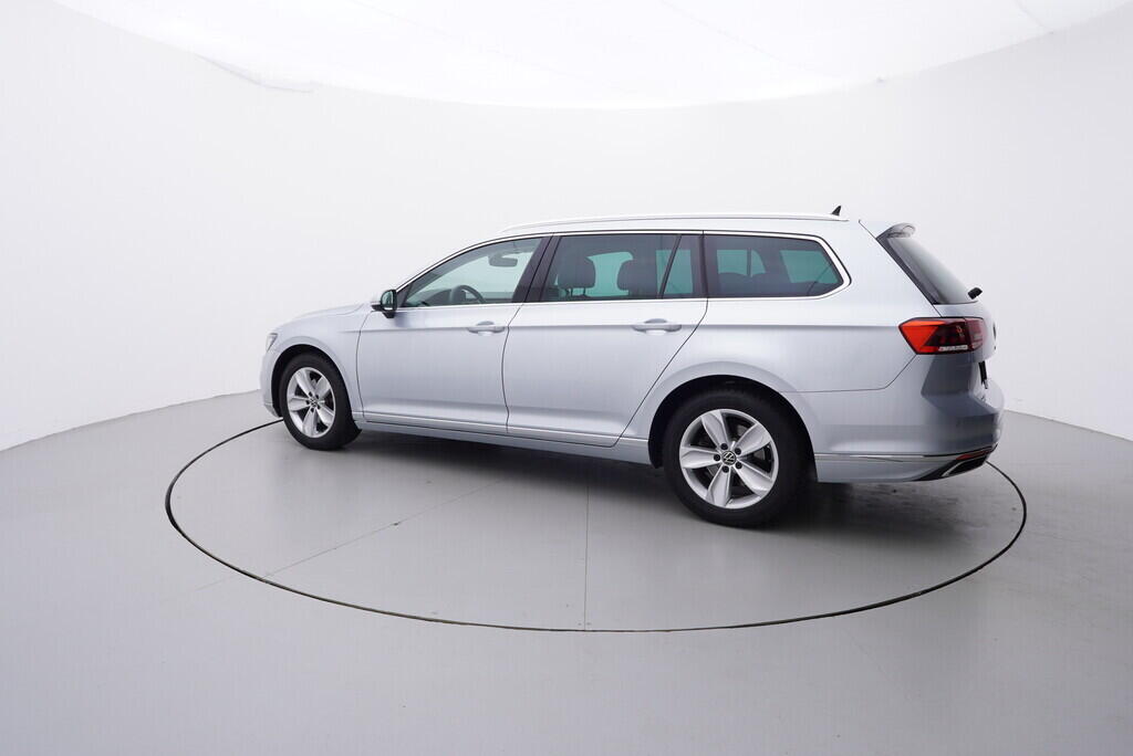 OV190V08779_12.webp_PASSAT VARIANT Elegance 2.0 TDI 110 kW automat, DPH