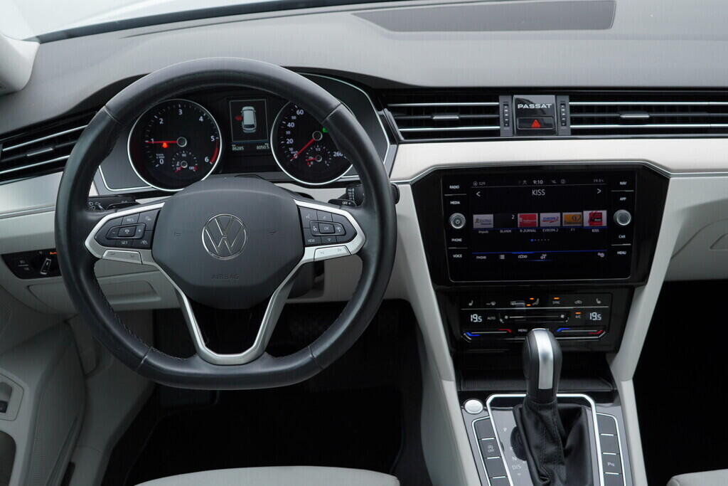 OV190V08779_28.webp_PASSAT VARIANT Elegance 2.0 TDI 110 kW automat, DPH