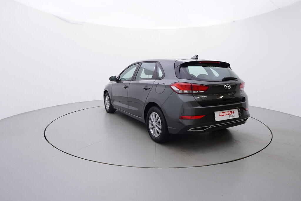 OV190V08780_13.webp_I30 Comfort 1.0  88 kW manuál, DPH