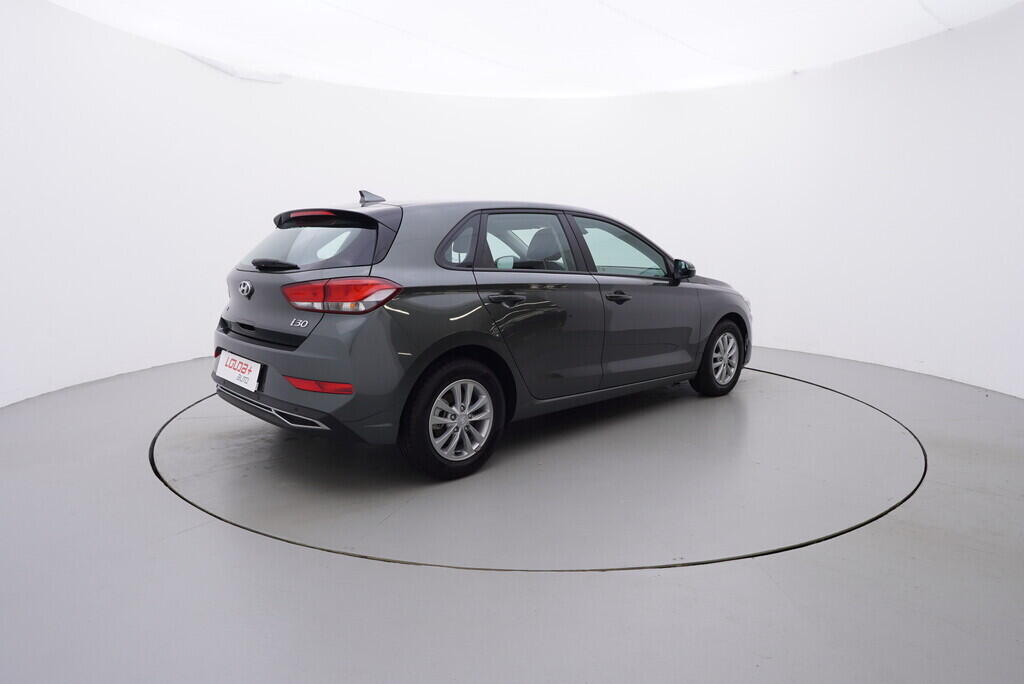 OV190V08780_14.webp_I30 Comfort 1.0  88 kW manuál, DPH