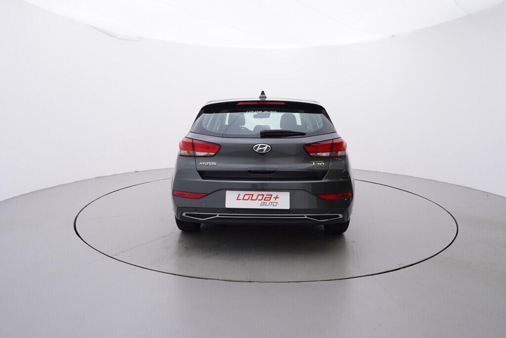 OV190V08780_15.webp_I30 Comfort 1.0  88 kW manuál, DPH