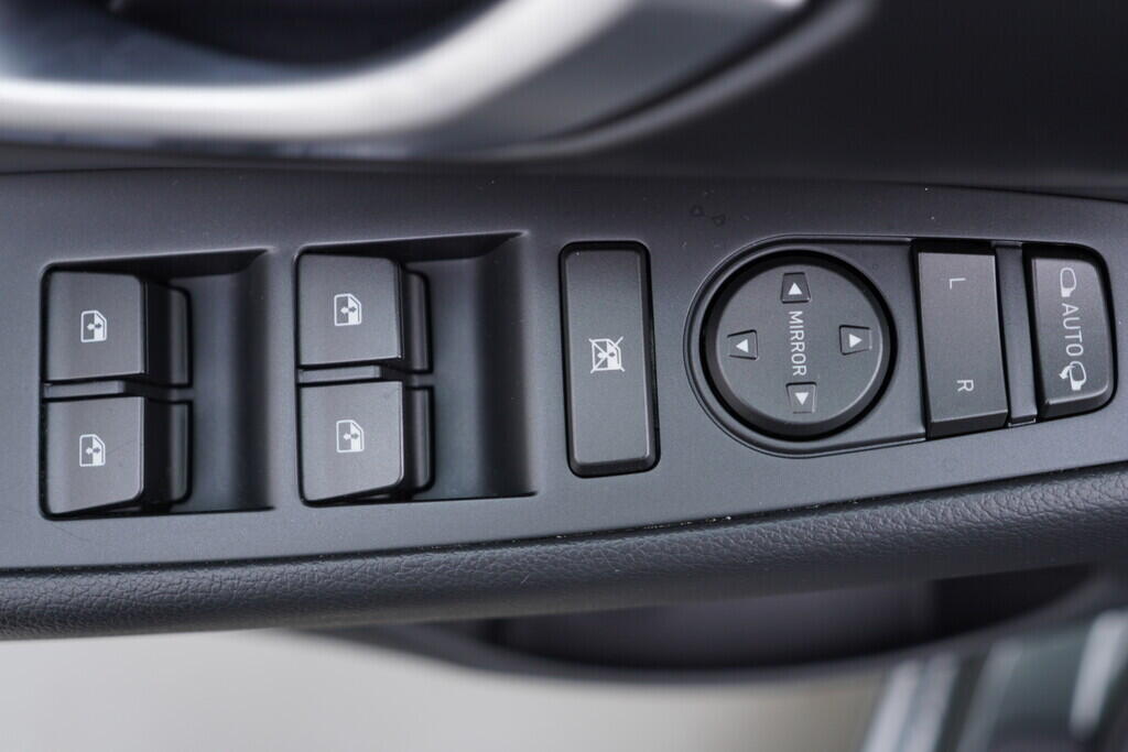OV190V08780_20.webp_I30 Comfort 1.0  88 kW manuál, DPH