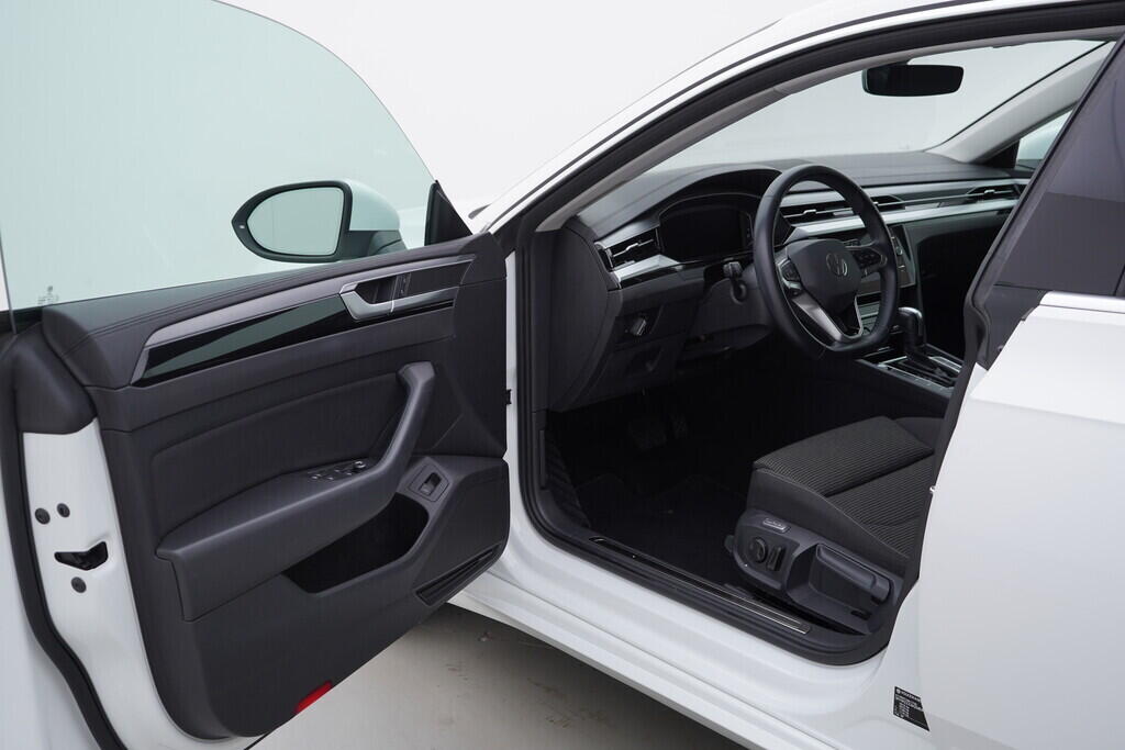 OV190V08783_18.webp_ARTEON Shooting Brake 2.0 TDI 110 kW automat, DPH