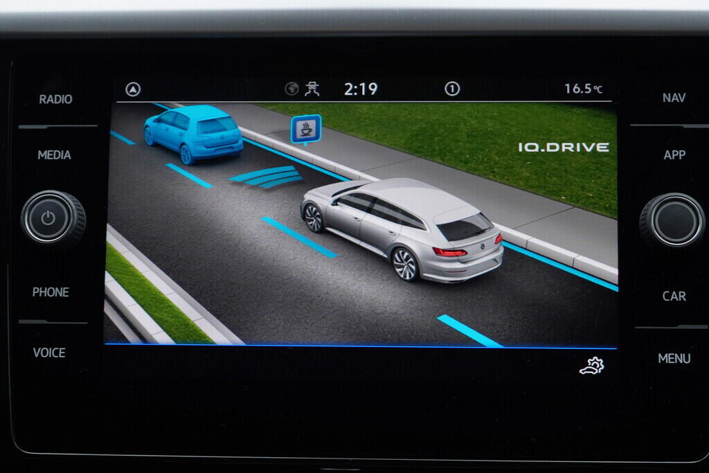 OV190V08783_31.webp_ARTEON Shooting Brake 2.0 TDI 110 kW automat, DPH