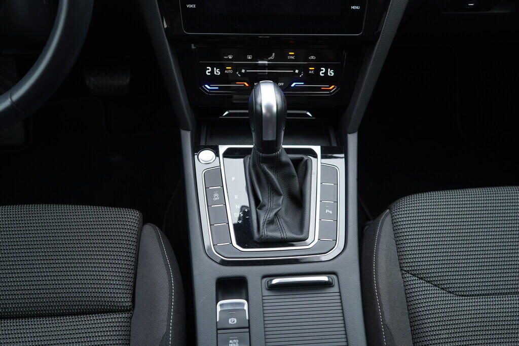 OV190V08783_35.webp_ARTEON Shooting Brake 2.0 TDI 110 kW automat, DPH