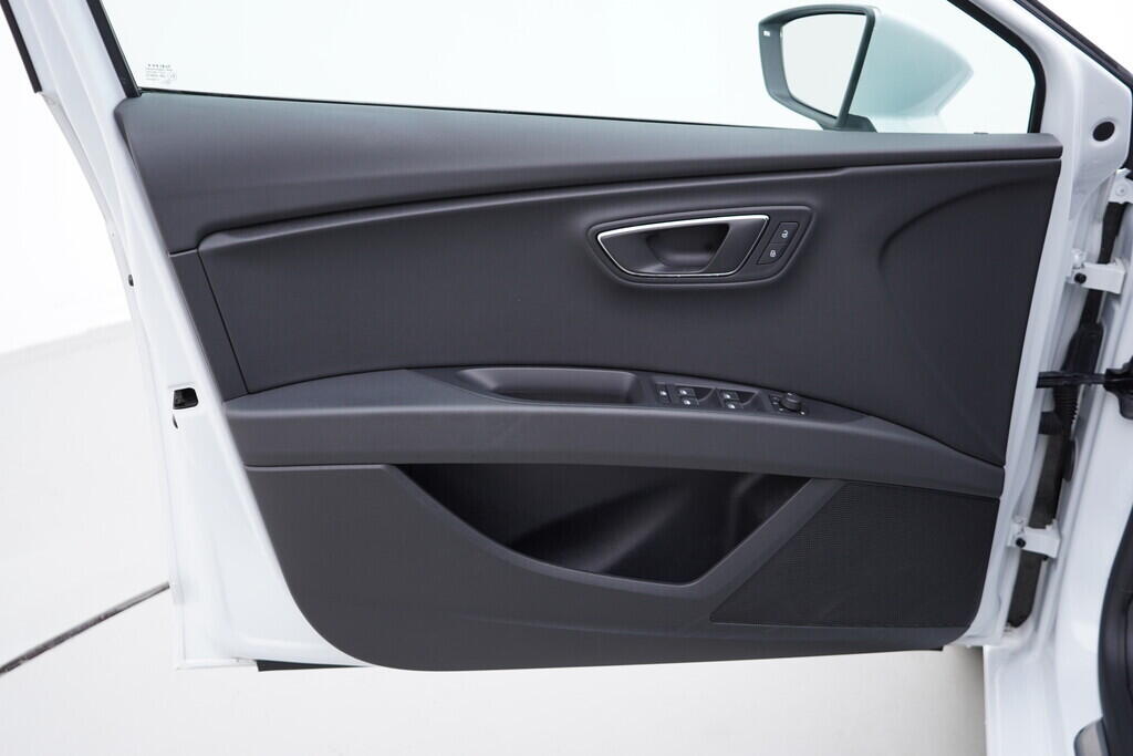 OV190V08796_19.webp_LEON ST FR 2.0 TDI 110 kW manuál