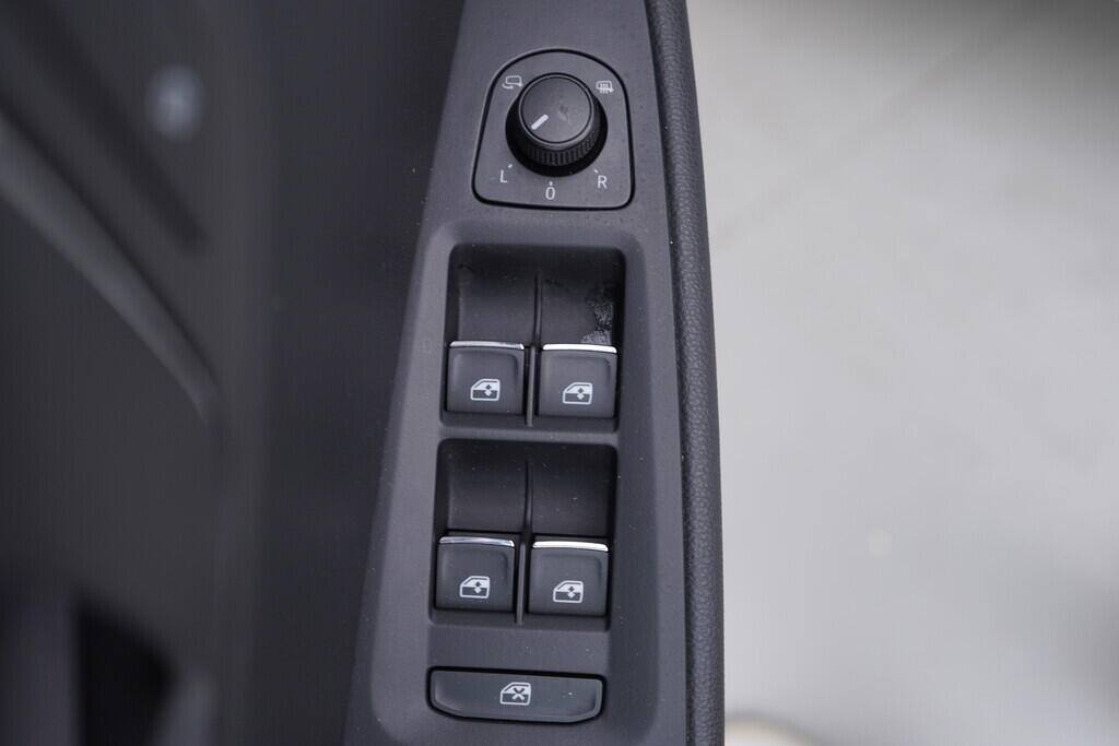 OV190V08796_20.webp_LEON ST FR 2.0 TDI 110 kW manuál