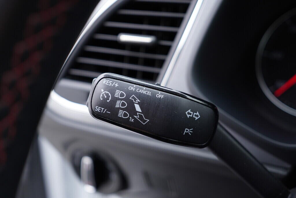 OV190V08796_24.webp_LEON ST FR 2.0 TDI 110 kW manuál