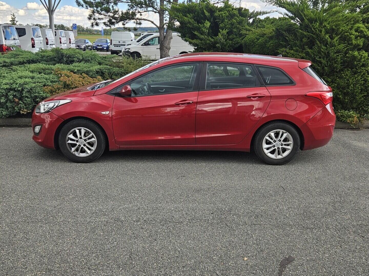 OV190V08807_12.webp_I30  1.6  88 kW manuál