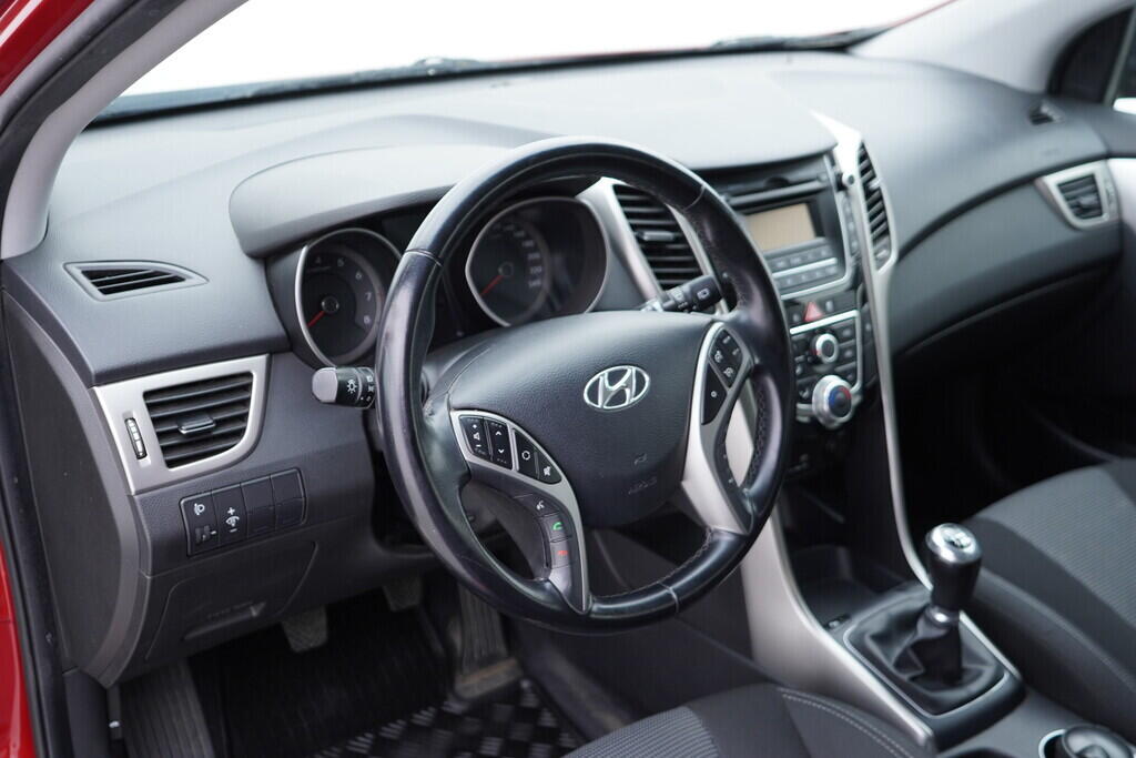 OV190V08807_21.webp_I30  1.6  88 kW manuál