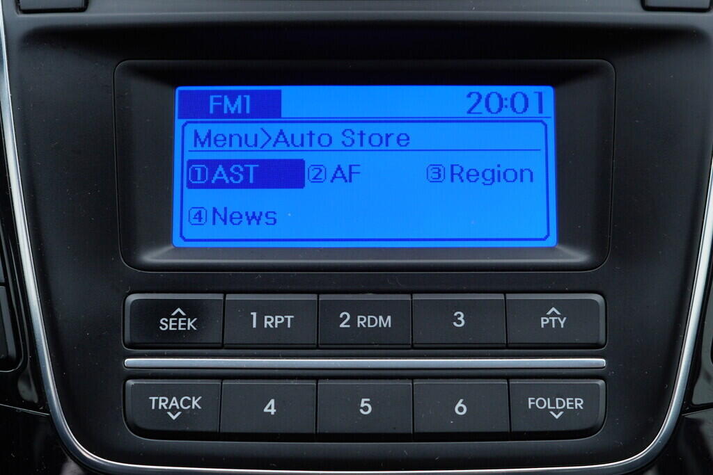 OV190V08807_28.webp_I30  1.6  88 kW manuál