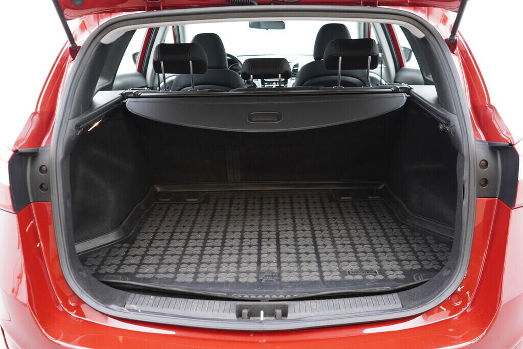 OV190V08807_34.webp_I30  1.6  88 kW manuál