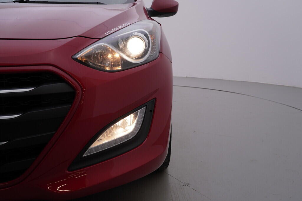 OV190V08807_38.webp_I30  1.6  88 kW manuál