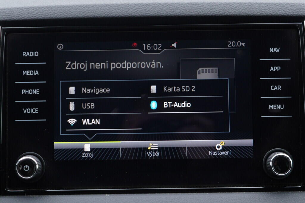 OV190V08817_29.webp_KAROQ Style 1.6 TDI 85 kW manuál