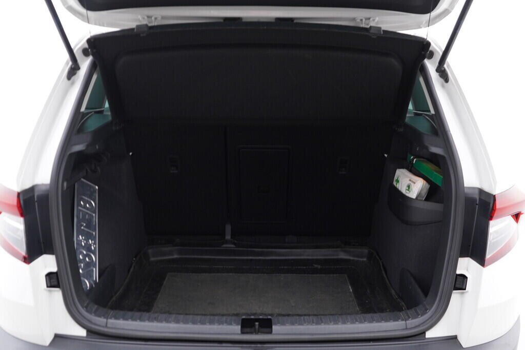 OV190V08817_38.webp_KAROQ Style 1.6 TDI 85 kW manuál