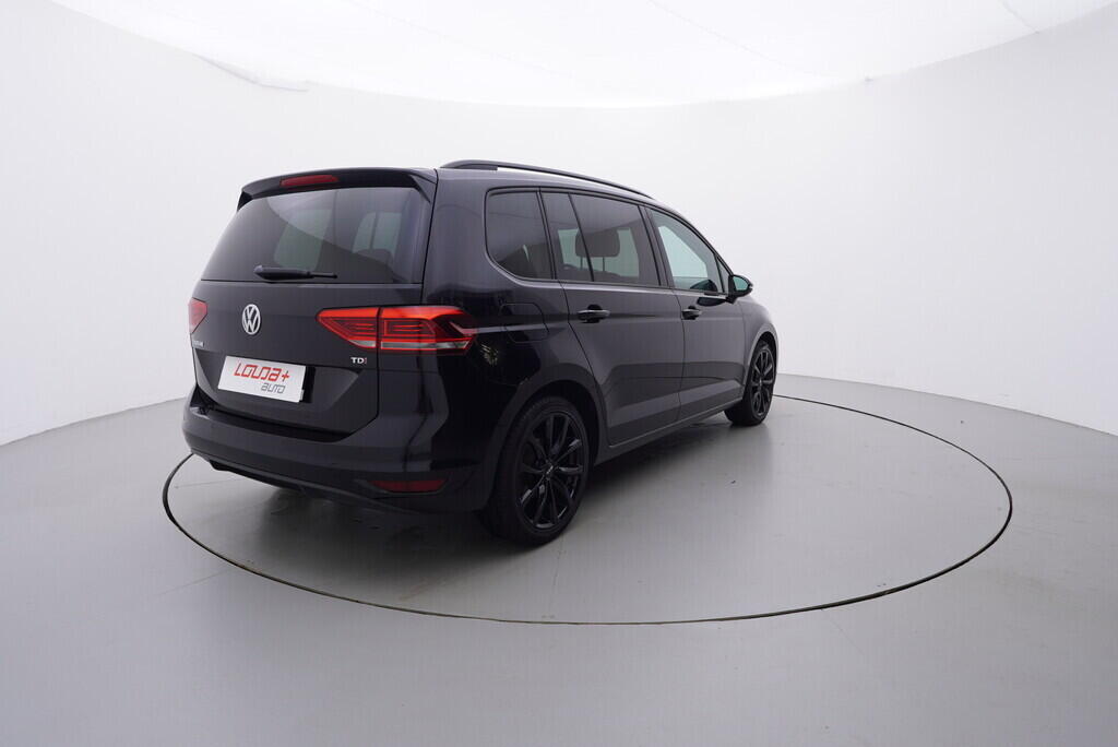 OV190V08819_14.webp_TOURAN Comfortline  1.6 TDI 81 kW manuál