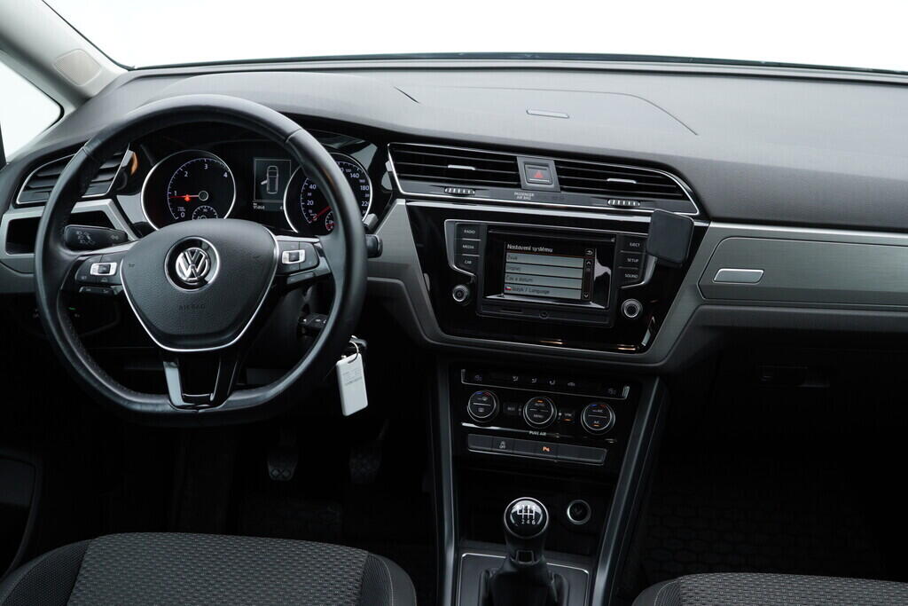 OV190V08819_32.webp_TOURAN Comfortline  1.6 TDI 81 kW manuál