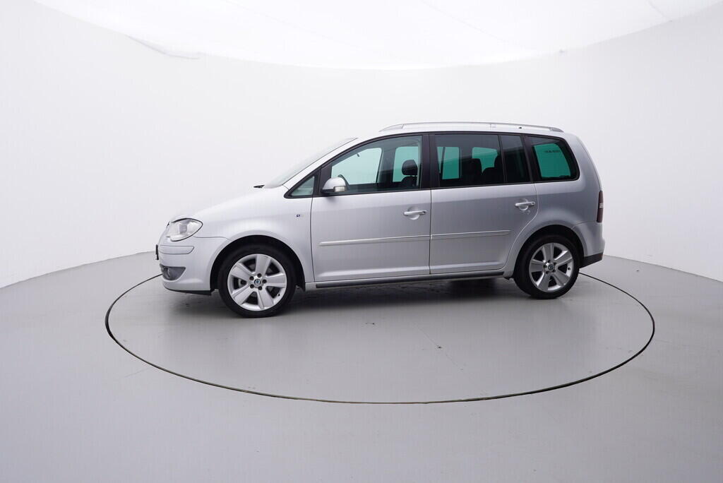 OV190V08820_11.webp_TOURAN Highline 1.9 TDI 77 kW automat