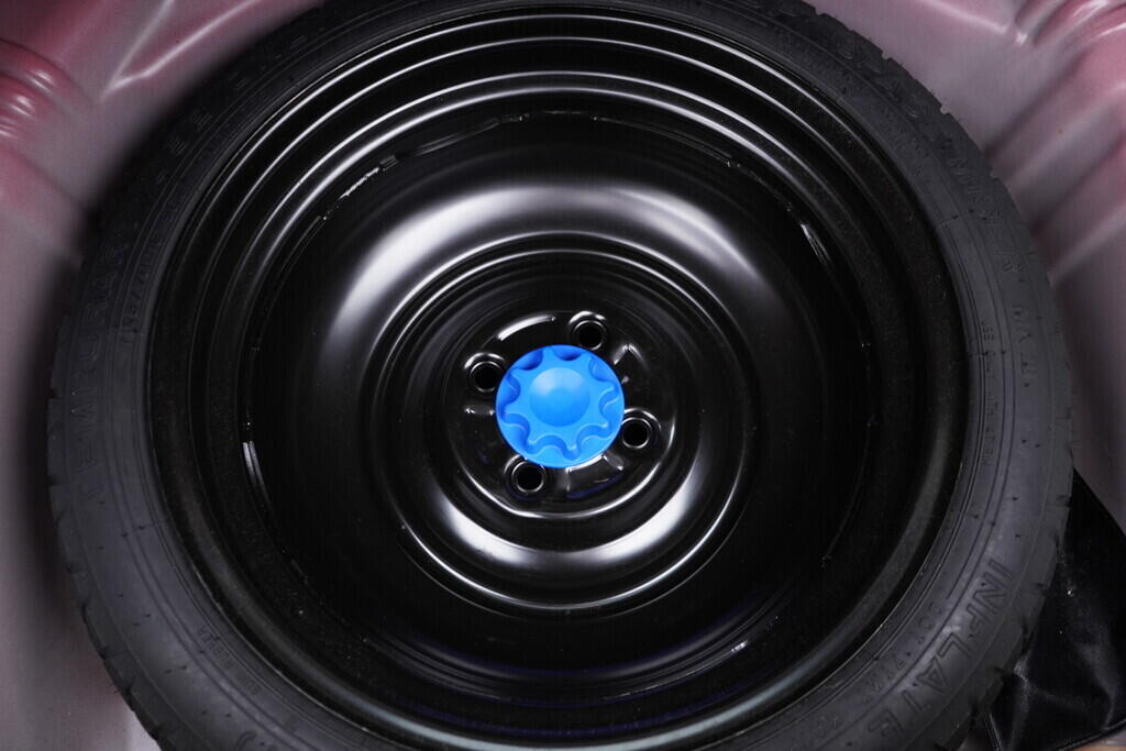 OV190V08821_38.webp_YARIS EDICE 20 1.5  82 kW manuál