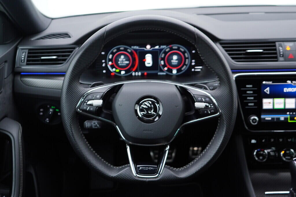 OV190V08829_29.webp_SUPERB SportLine 2.0 TDI 147 kW automat, DPH