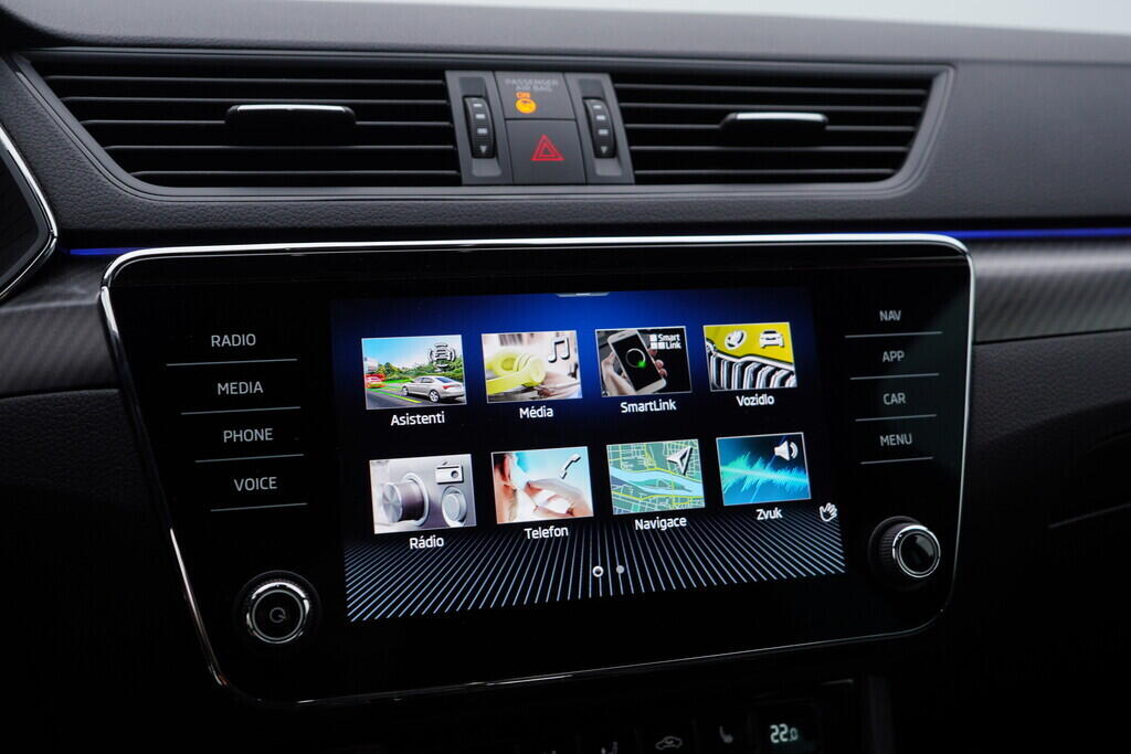 OV190V08829_30.webp_SUPERB SportLine 2.0 TDI 147 kW automat, DPH