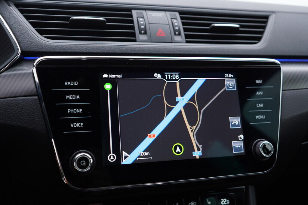 OV190V08829_33.webp_SUPERB SportLine 2.0 TDI 147 kW automat, DPH