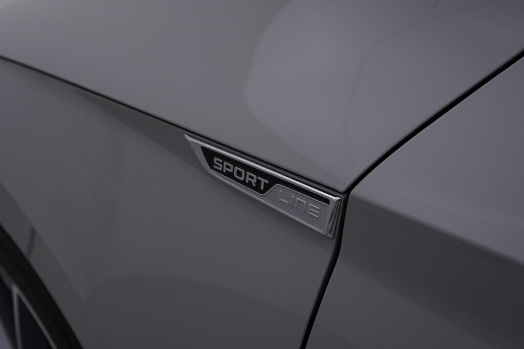 OV190V08829_46.webp_SUPERB SportLine 2.0 TDI 147 kW automat, DPH