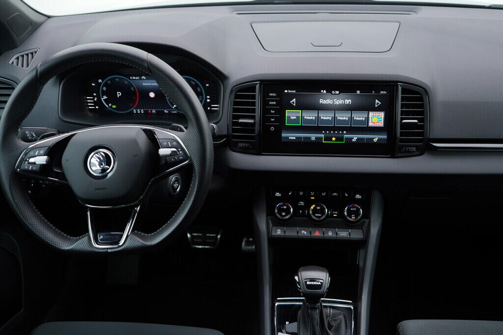 OV190V08831_29.webp_KAROQ SportLine 2.0 TSI 110 kW automat