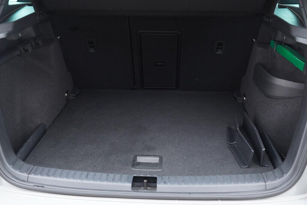 OV190V08831_34.webp_KAROQ SportLine 2.0 TSI 110 kW automat