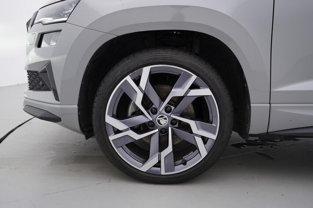 OV190V08831_38.webp_KAROQ SportLine 2.0 TSI 110 kW automat