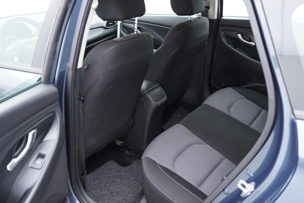 OV190V08834_34.webp_I30 Comfort   88 kW manuál