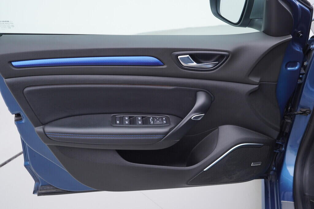 OV190V08835_19.webp_MÉGANE GT 1.6  151 kW automat