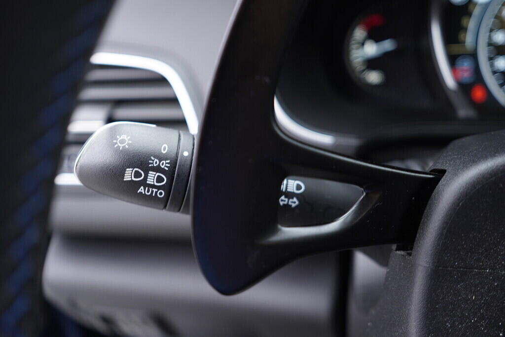 OV190V08835_25.webp_MÉGANE GT 1.6  151 kW automat