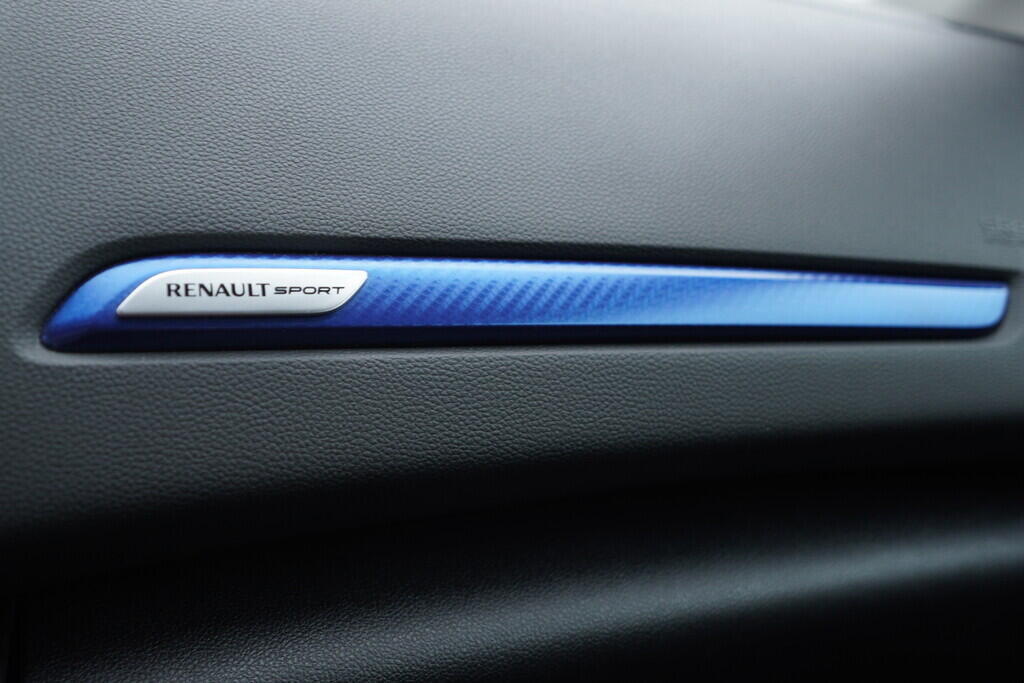 OV190V08835_40.webp_MÉGANE GT 1.6  151 kW automat