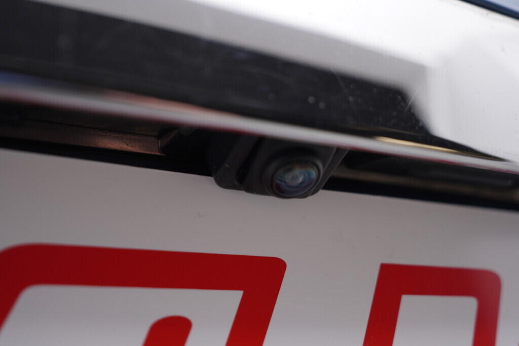 OV190V08835_49.webp_MÉGANE GT 1.6  151 kW automat