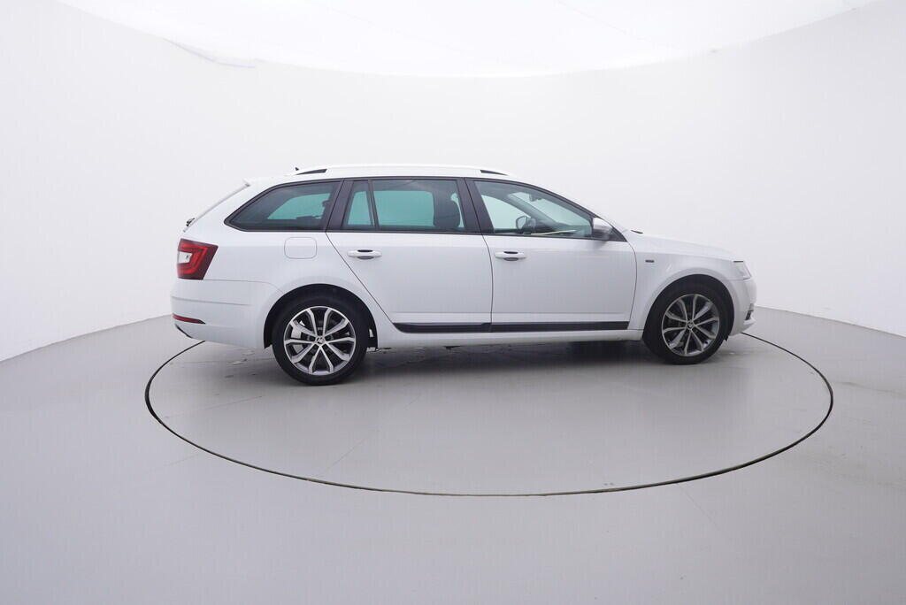 OV190V08836_15.webp_OCTAVIA Drive 1.4 TSI 110 kW manuál